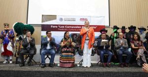 Realizan Foro sobre Carnavales en Puebla en Congreso local