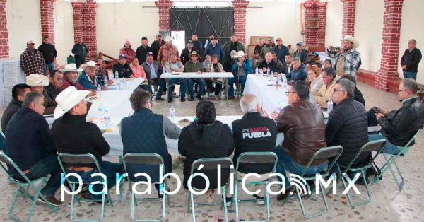 Destaca SDR acuerdo del sector cebadero y Granjas Carroll en Tepeyahualco