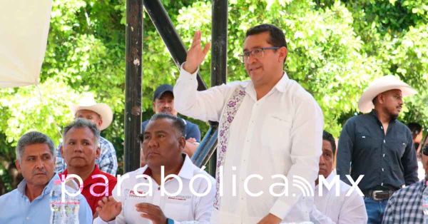 Asiste Pavel Gaspar al 114 aniversario de la firma del Plan de Ayala