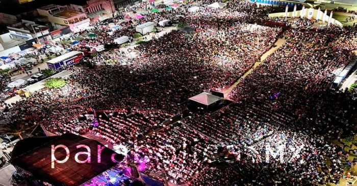 Abarrotan 40 mil personas el Festival del Mar; brillan Lila Downs, Reyli y Tania Libertad