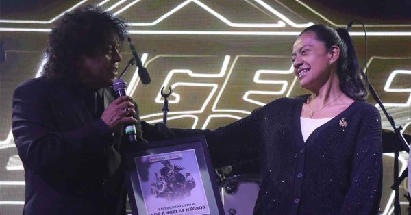 Regalan Los &Aacute;ngeles Negros noche rom&aacute;ntica en la Feria de Atlixco 2025