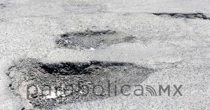 Avanza campaña de bacheo en 11 puntos