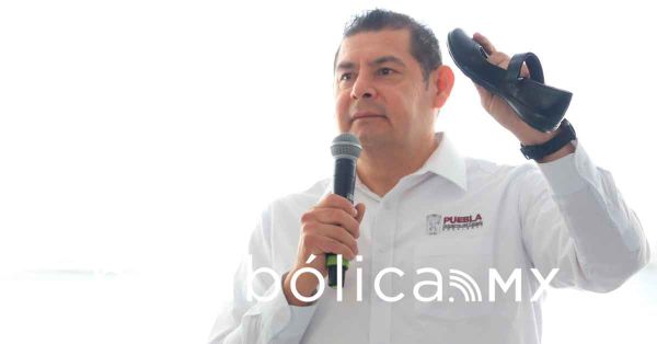 Impulsa Armenta la producción de calzado en la capital, Tehuacán y Tepeyahualco