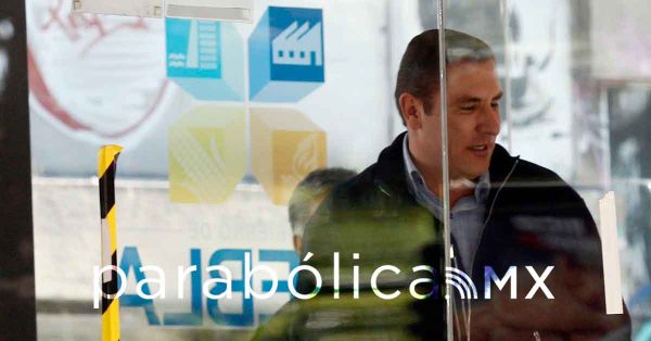 Gobiernos de Barbosa y Sergio Salomón lograron lo que Moreno Valle jamás pudo: sacar a Puebla de la pobreza