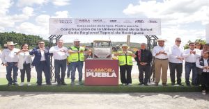 Impulsan desarrollo de jóvenes mixtecos en la Universidad de la Salud en Tepexi