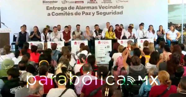 Entrega Gobierno estatal alarmas vecinales en La Margarita