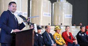 Entrega Gobierno de Puebla 110 mdp en apoyos a vivienda para polic&iacute;as