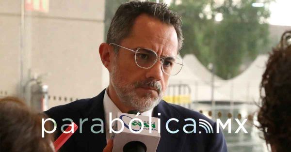 Exhibe Iv&aacute;n Escalante a gasolineros tras comparecer con Diputados