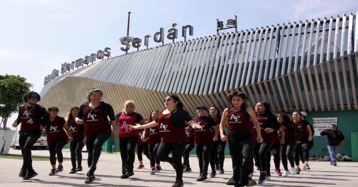 Participan activadoras f&iacute;sicas del IMDP en feria gratuita &ldquo;Safe por la salud&rdquo;