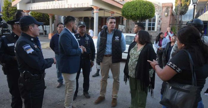 Refuerza SSC construcci&oacute;n de entornos de paz, atendiendo a colonos