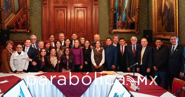 Recibe Sheinbaum a gobernadoras y gobernadores para consolidar IMSS-Bienestar