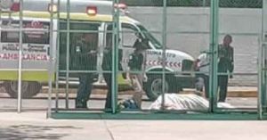 Asesinan a mujer frente a COBAEP de San Jerónimo Caleras