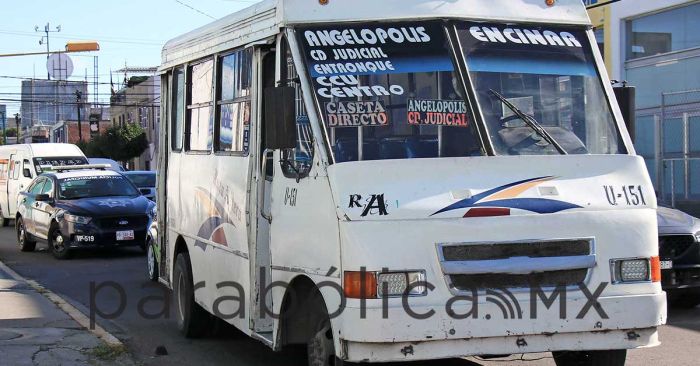 Asaltan ruta Azteca cerca de Paseo Bravo