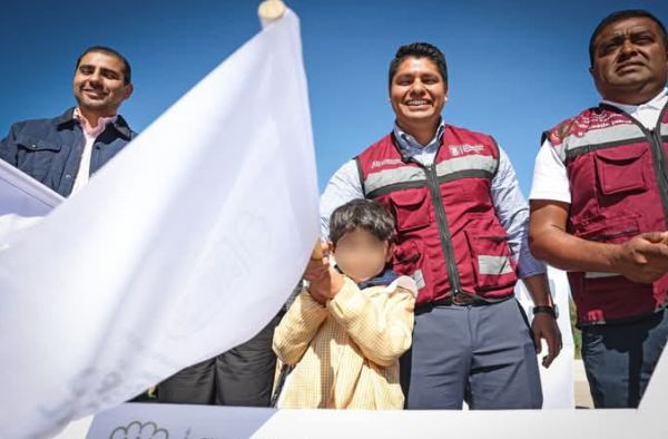 Inicia Omar Muñoz arco techo y techado en instituciones educativas de Cuautlancingo