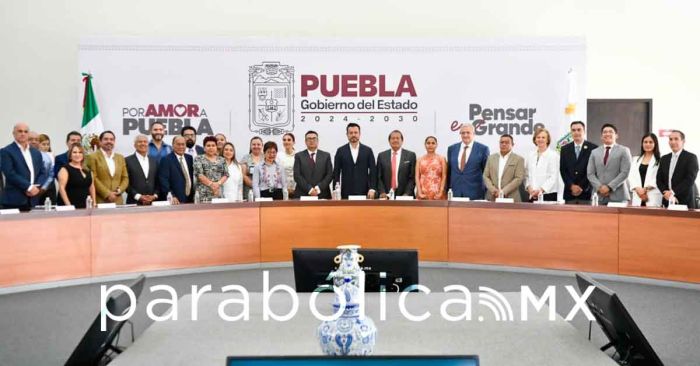 Reinstala el Gobierno de Puebla la Comisión de Bioética estatal