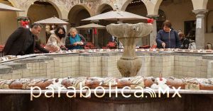 Realizan Rosca Monumental en un hotel del centro de la ciudad