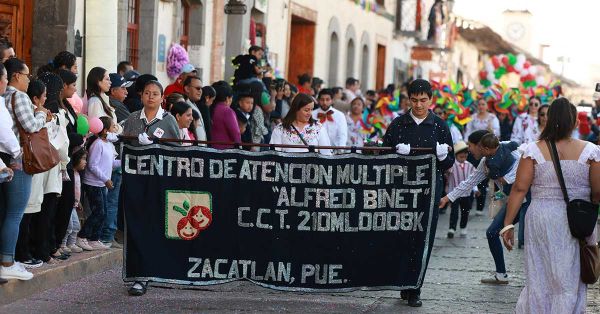 Conmemoran en Zacatl&aacute;n el 115 aniversario de la Revoluci&oacute;n Mexicana