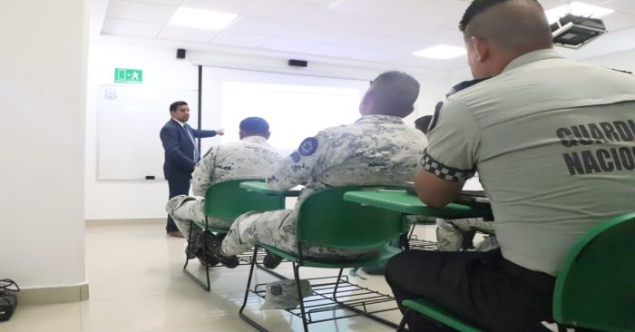 Capacitan a persona de la FGE en diversos protocolos delictivos