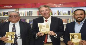 Presentan en la BUAP &ldquo;Los malos de la historia: Maximiliano&rdquo;,