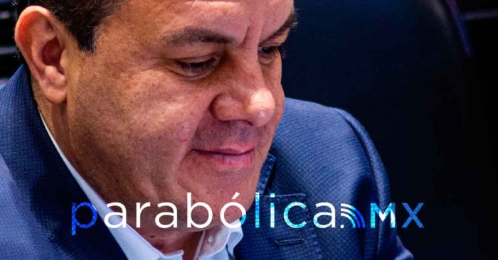 No deber&iacute;as ser funcionario p&uacute;blico