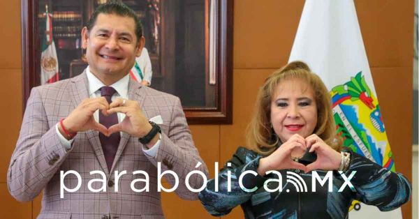 Formalizan nombramiento en Comunicaci&oacute;n Social