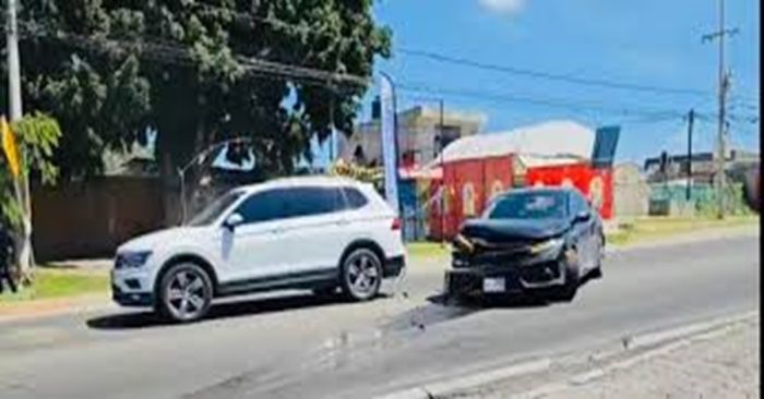 Reportan choque en la Atlixco&ndash;Puebla, tr&aacute;fico a vuelta de rueda