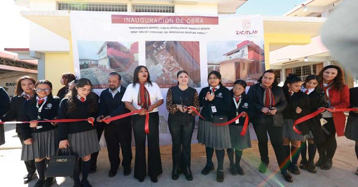 Dignifica Bety Sánchez bachilleratos en Zacatlán