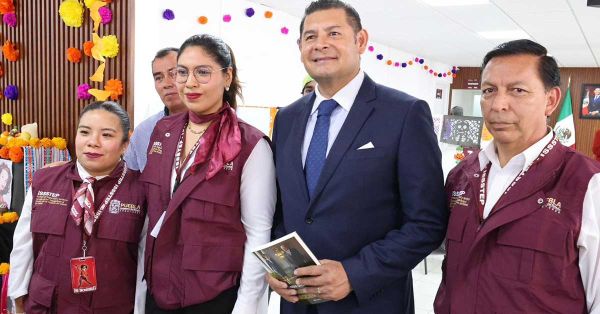 Inaugura Armenta Centro de Atenci&oacute;n al Derechohabiente del ISSSTEP