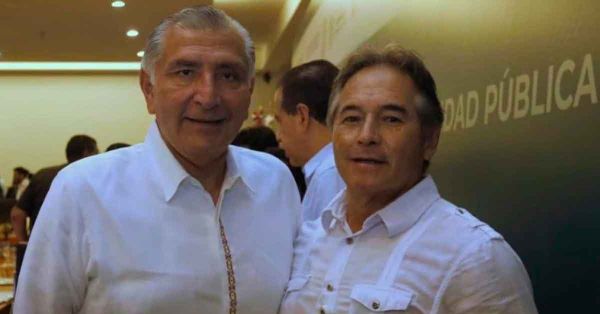 Obtuvo mando de Ad&aacute;n Augusto suspensi&oacute;n provisional ante orden de aprehensi&oacute;n