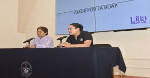 Participa Lilia Cedillo en “Noche con las estrellas” en la preparatoria Emiliano Zapata