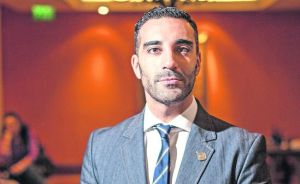 La patología de Simón Levy