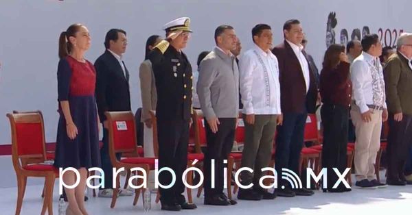 Respaldan Armenta y morenistas poblanos a Sheinbaum en el Z&oacute;calo