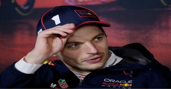 Advierte Verstappen que el RB21 es "demasiado lento"