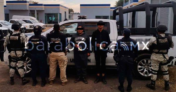 Detienen a cuatro sujetos armados tras recorridos por tianguis limoneros en Michoac&aacute;n