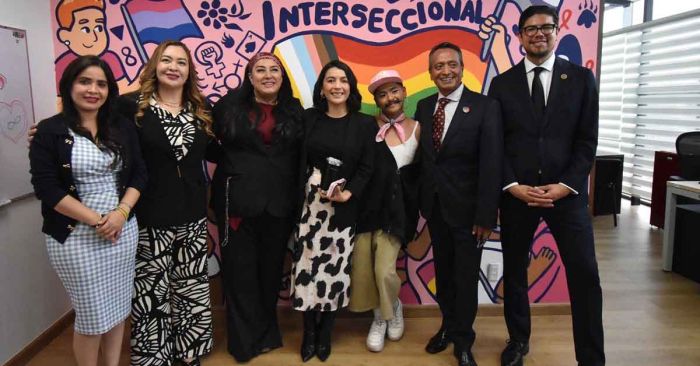 Inauguran “Murales de la diversidad” en oficinas de San Lázaro