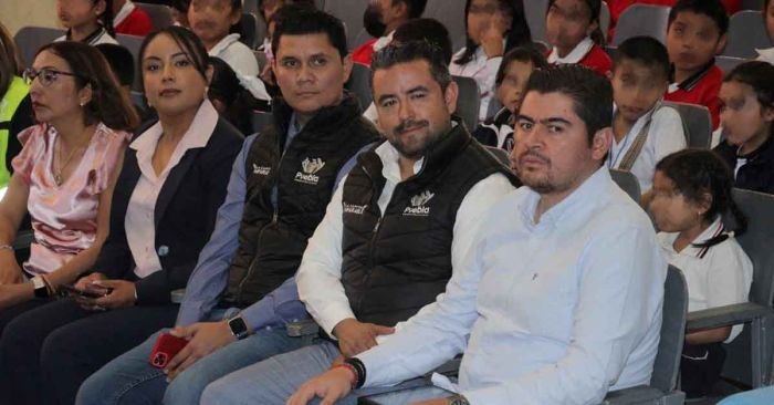 Dan taller de movilidad en plantes del municipio de Puebla