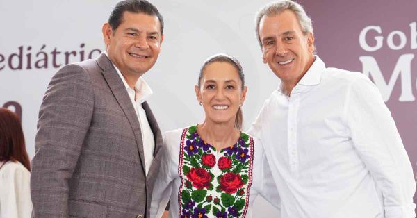 Participa Pepe Chedraui en inauguración del Hospital General para la Niñez