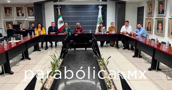 Refrenda SEP apertura al di&aacute;logo con estudiantes normalistas de Teteles