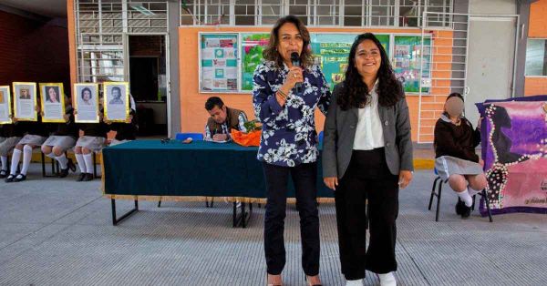 Imparten charla para prevenir la violencia de g&eacute;nero entre estudiantes
