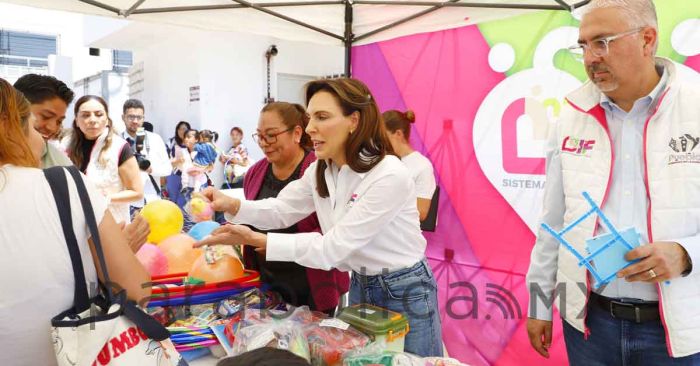 Entregan Pepe Chedraui y MariElise Budib juguetes a ni&ntilde;os en San Ram&oacute;n