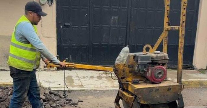 Permanente la campa&ntilde;a de bacheo en la capital
