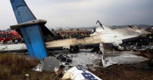 Deja 15 heridos desplome de avión en Nueva Jersey