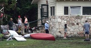 Confirma campamento Mystic de Texas muerte de 27 personas por inundaciones