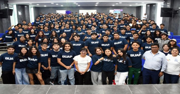 Inician clases los estudiantes de Derecho y Economía de la BUAP