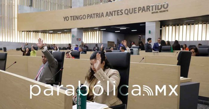 Ingresa al Congreso de Puebla la reforma contra nepotismo y reelección