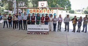 Entrega Omar Mu&ntilde;oz arco techo en Bachillerato Octavio Paz