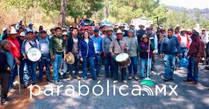 Participan comunidades de Zacatlán  en faena comunitaria