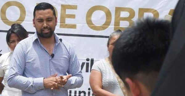 Detienen en Chignahuapan a alcalde de San Felipe Tepatl&aacute;n