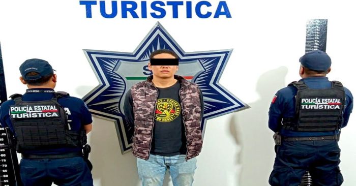 Detienen a un hombre en posesión de droga en el centro histórico de Puebla