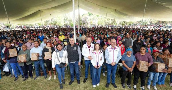 Refuerzan MariElise Budib y Pepe Chedraui entrega de apoyos alimentarios en la capital